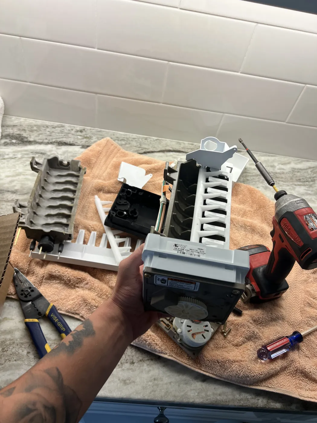 Ice Maker repair background
