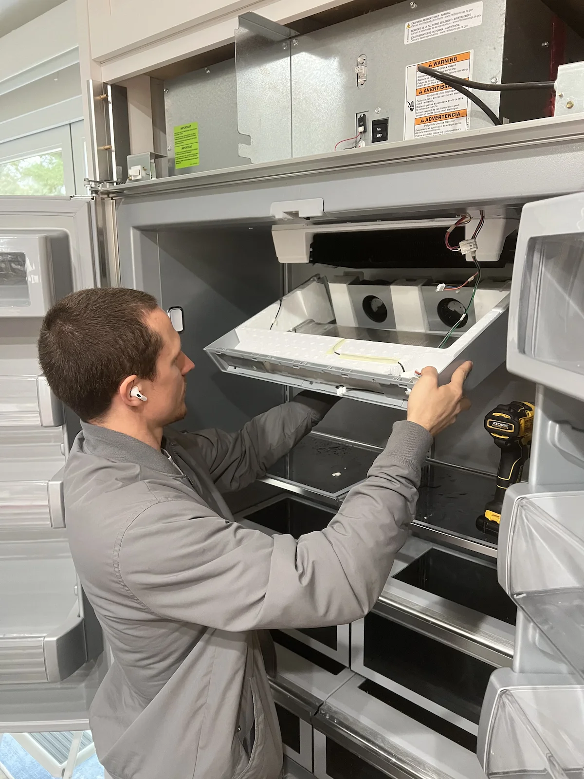 Refrigerator repair background